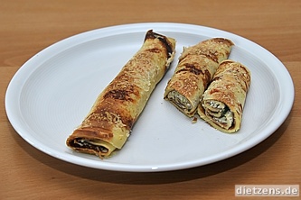 Crêpes mit Ricotta-Spinat-Füllung