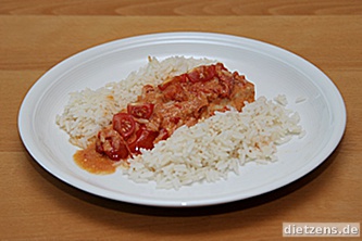 Fisch im Tomatenbett