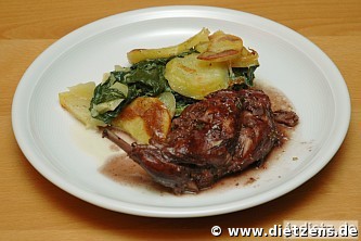 Kaninchen in Rotwein
