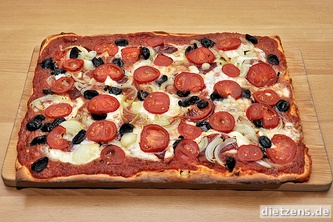 Pizza mit schneller Sauce
